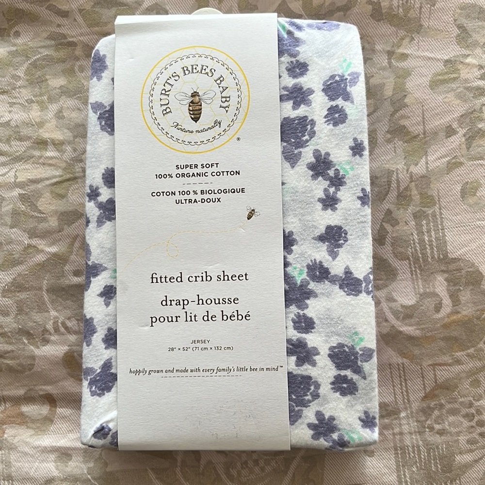 NWT Burt’s Bees Baby fitted crib sheet drap-house